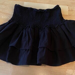 Juniors XS black mini skirt